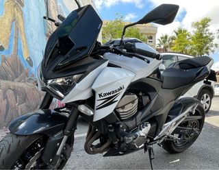 Kawasaki Z800 27.000km  (Version limitable )