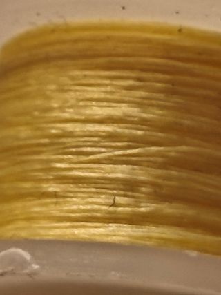 Hilos para montaje de moscas