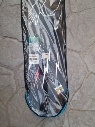 Tabla Snowboard GNU