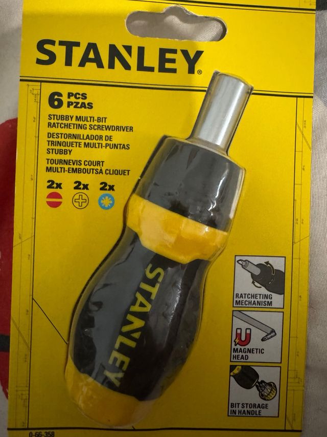Destornillador Stanley Stubby Multi-Bit