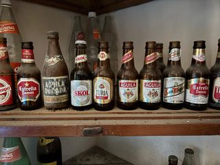 Botellas Cerveza Antiguas Skol, el Águila, etc..