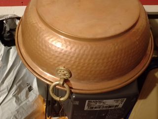 Calderos de cobre martillado