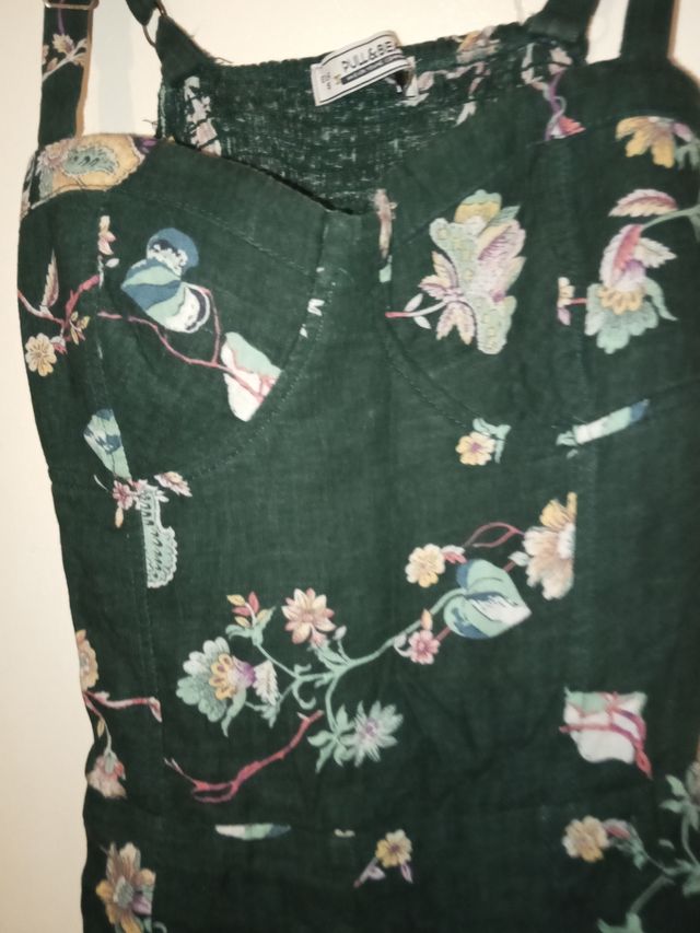 Mono verde floral Pull&Bear talla S