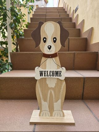 Cartel de bienvenida perrito