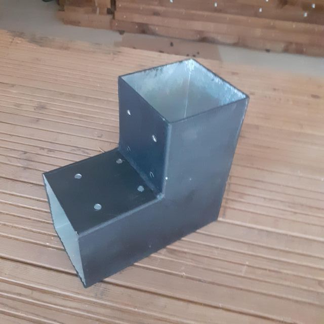 Conector Esquina Vigas Metal Pérgola/Barandilla