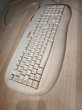 Teclado Labtec Antiguo Blanco