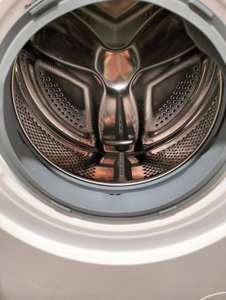 Lavadora WINIA 6kg 1000rpm