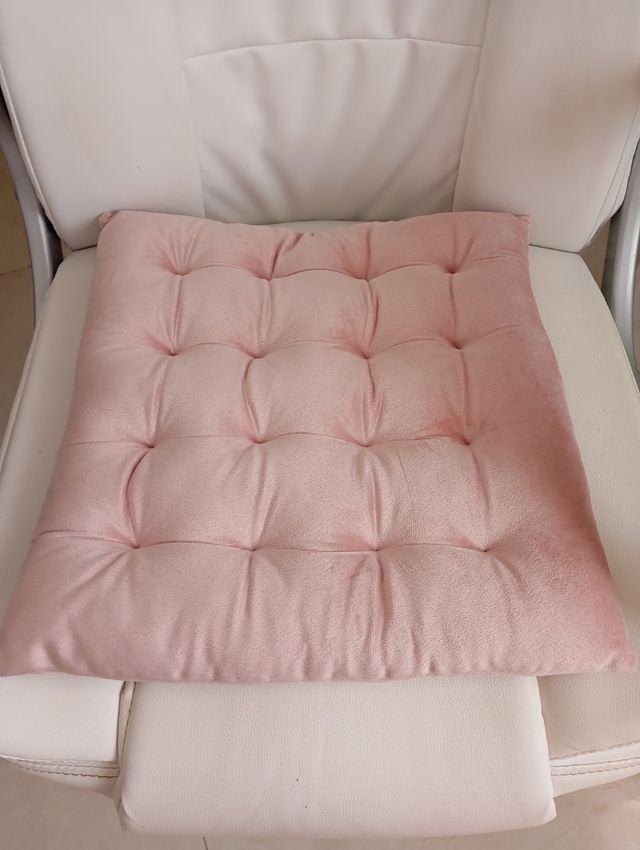 Fundas de cojín rosas de terciopelo MERKAMUEBLE