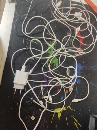 10 Cargadores iPhone Apple