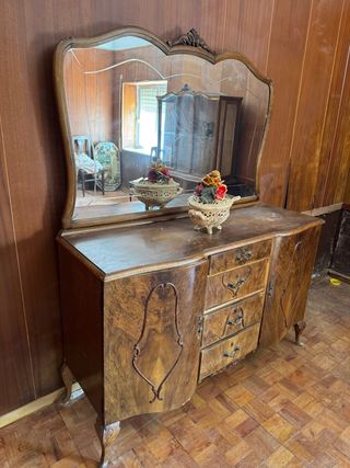 Mueble antiguo