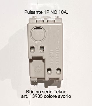 Pulsante 1P NO 10A. Bticino Tekne cod. 13905