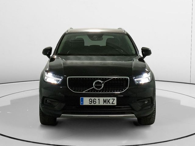 Volvo XC40 Business Plus 2WD