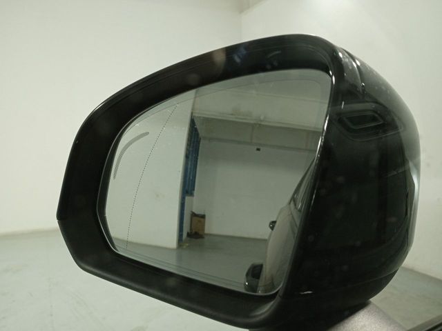 Volvo XC40 Business Plus 2WD