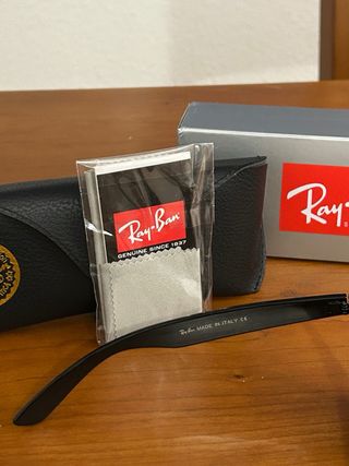 Gafas de sol Ray-Ban Wayfarer negras
