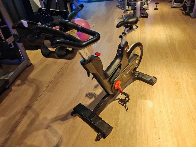 Bicicleta Spinning Tomahawk IC7