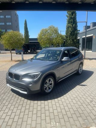 BMW X1 2011