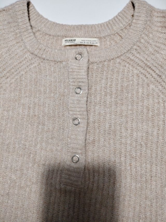 Jersey corto beige Pull&Bear talla S