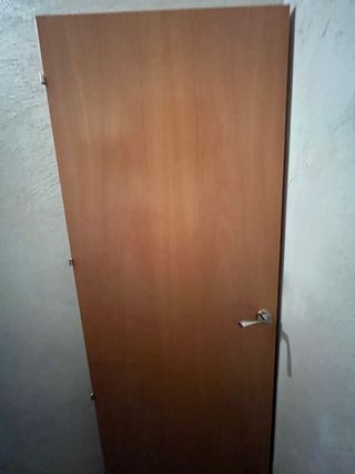 Puerta de madera