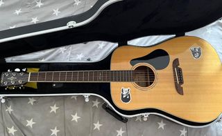 Guitarra Acústica Álvarez AD60