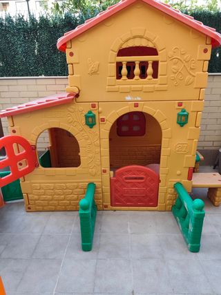 Casa de juguete grande para jardín