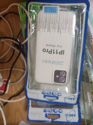 Fundas y cargadores iPhone 11 Pro, 13 Mini