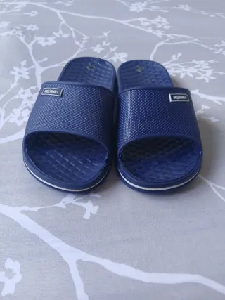 Chinelos de Natação Azuis