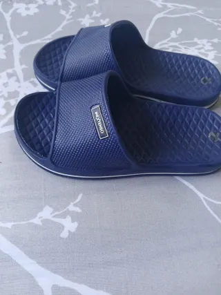 Chinelos de Natação Azuis