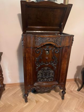 Mueble Gramola radio Antigua 