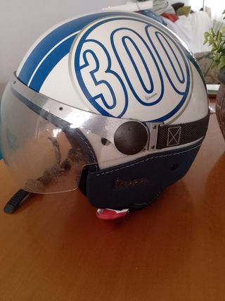 Casco Moto Vespa 300 Azul y Blanco