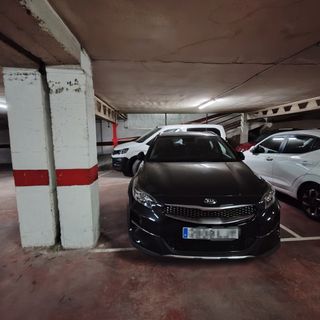 Plaza de garaje abierta