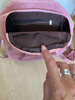 Mochila de pana rosa para niña