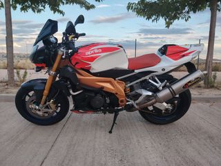 Aprilia Tuono 1000R Factory