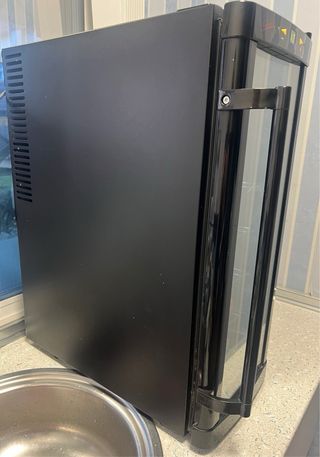 Cava de vinos Cavanova (12 botellas) silenciosa