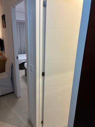 Puerta blanca Lucerna 62 cm