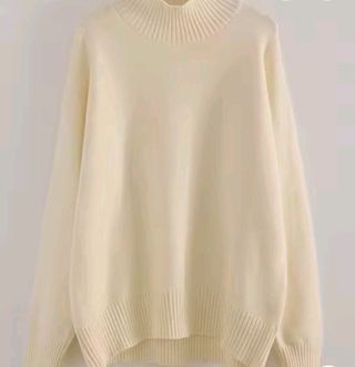 Jersey amarillo de cuello alto