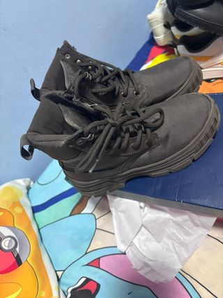 Botas de niño negras
