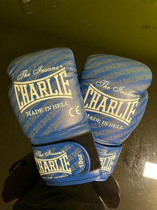 Guantes Boxeo Charlie 10oz Azul + Vendas Charlie