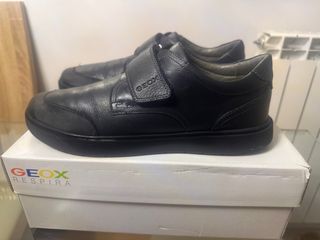 Zapatos Geox niño número 41, azul oscuro