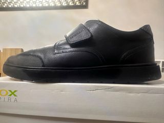 Zapatos Geox niño número 41, azul oscuro