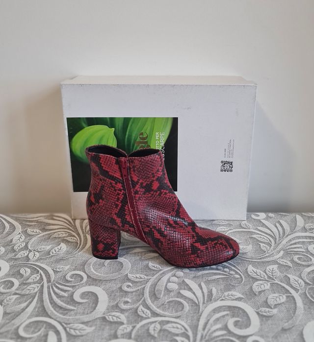 Stivaletti Chiabotto tacco comodo tg.37 rossi