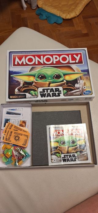 Juego Monopoly Star Wars The Mandalorian