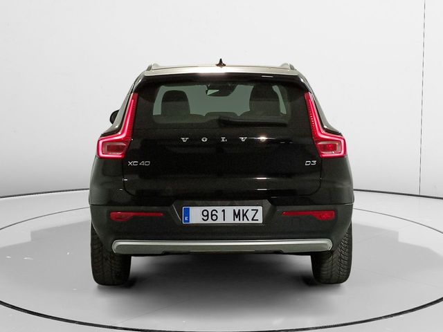 Volvo XC40 Business Plus 2WD