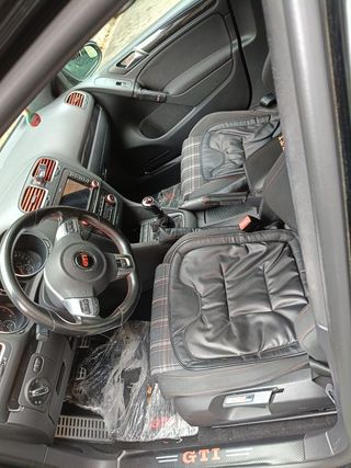 Volkswagen Golf 2011