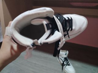 Zapatos Unisex Altos Blancos y Negros