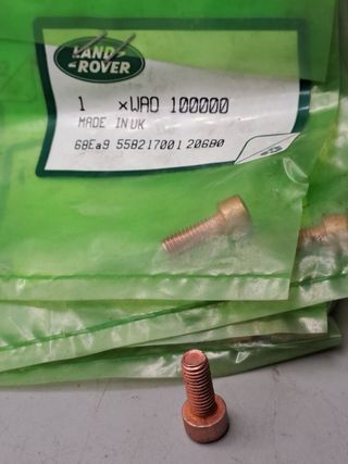 WAO100000 Tornillo Tubo EGR/Colector Defender 2.5