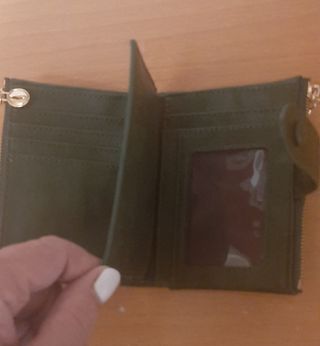 Cartera mediana verde oliva