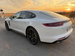 Porsche Panamera 2019