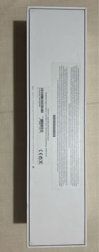 Apple Watch con correas de colores y caja