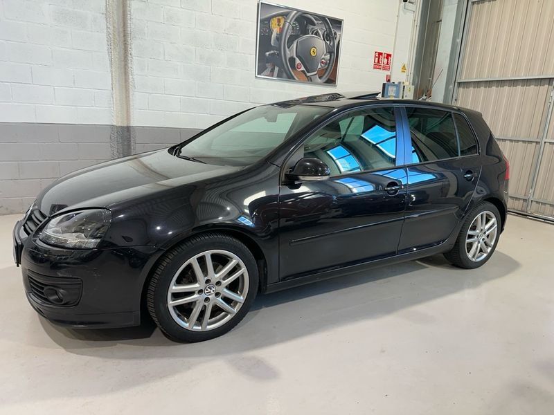 Volkswagen Golf 2007, foto 2
