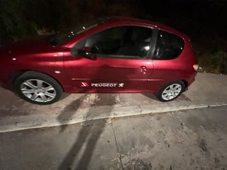 4 ruedas de peugeot